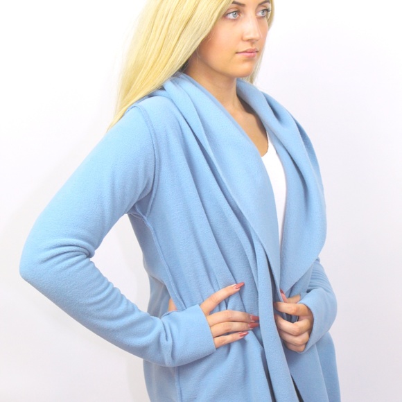 Cozy Yoga Wrap - Picture 2 of 4